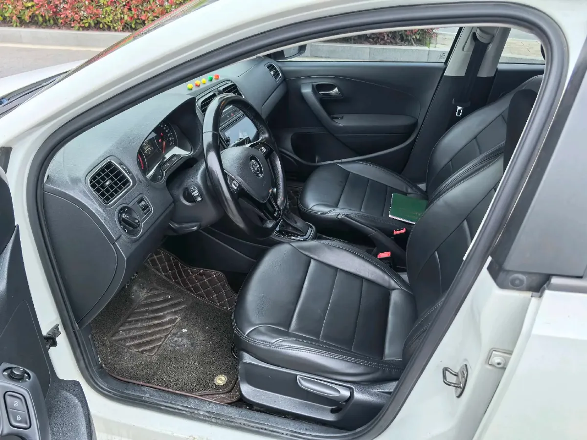 2016 Volkswagen Polo 1.6L 110HP L4 6AT,autocango,china used car exporter,china ev exporter,chinese used car exporter,chinese used ev exporter