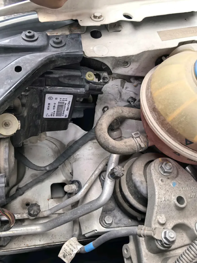 2016 Volkswagen Polo 1.6L 110HP L4 6AT,autocango,china used car exporter,china ev exporter,chinese used car exporter,chinese used ev exporter