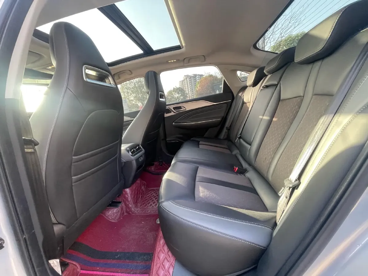 2022 ChangAn Oshan Z6 1.5T 170HP L4 6TCT PHEV 28.4KWH,autocango,china used car exporter,china ev exporter,chinese used car exporter,chinese used ev exporter