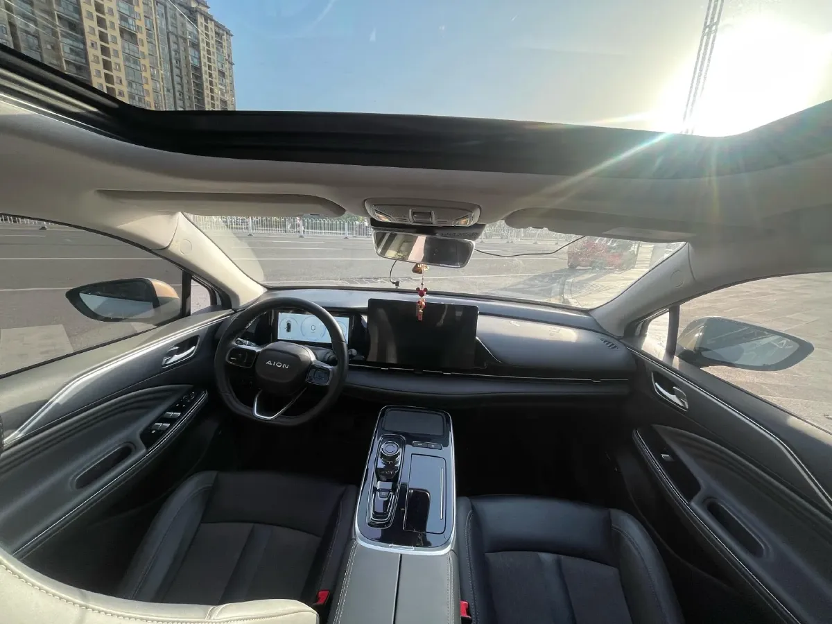 2022 ChangAn Oshan Z6 1.5T 170HP L4 6TCT PHEV 28.4KWH,autocango,china used car exporter,china ev exporter,chinese used car exporter,chinese used ev exporter