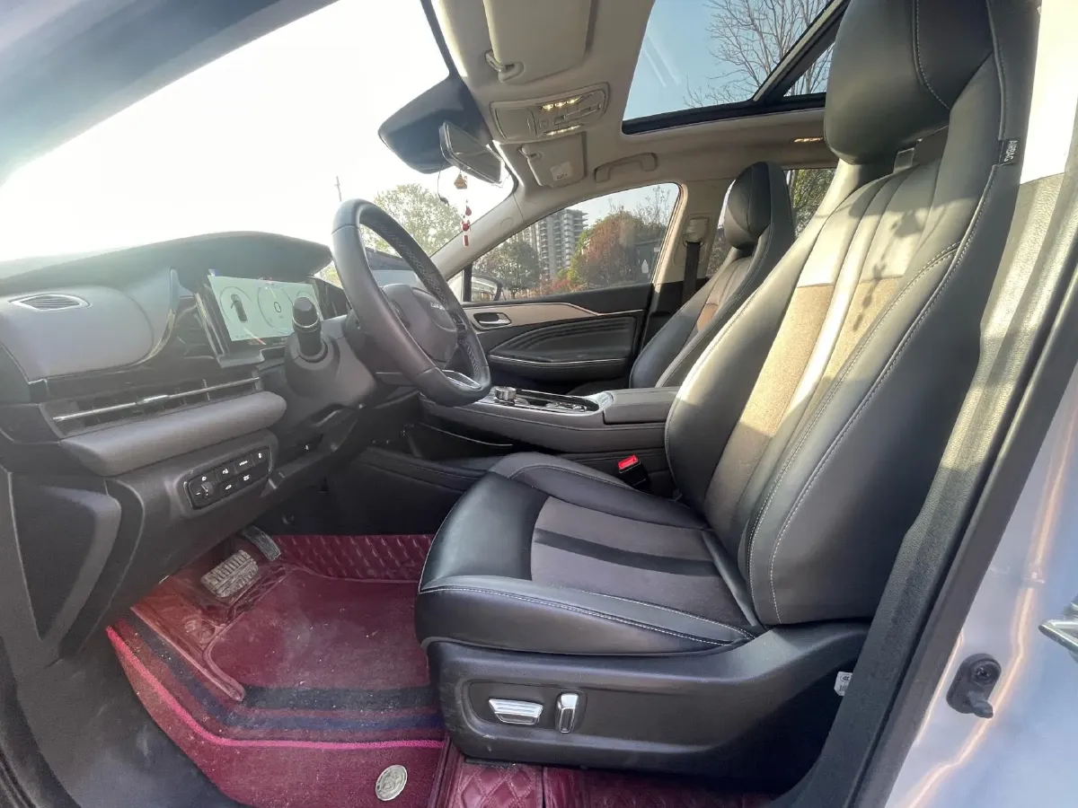 2022 ChangAn Oshan Z6 1.5T 170HP L4 6TCT PHEV 28.4KWH,autocango,china used car exporter,china ev exporter,chinese used car exporter,chinese used ev exporter