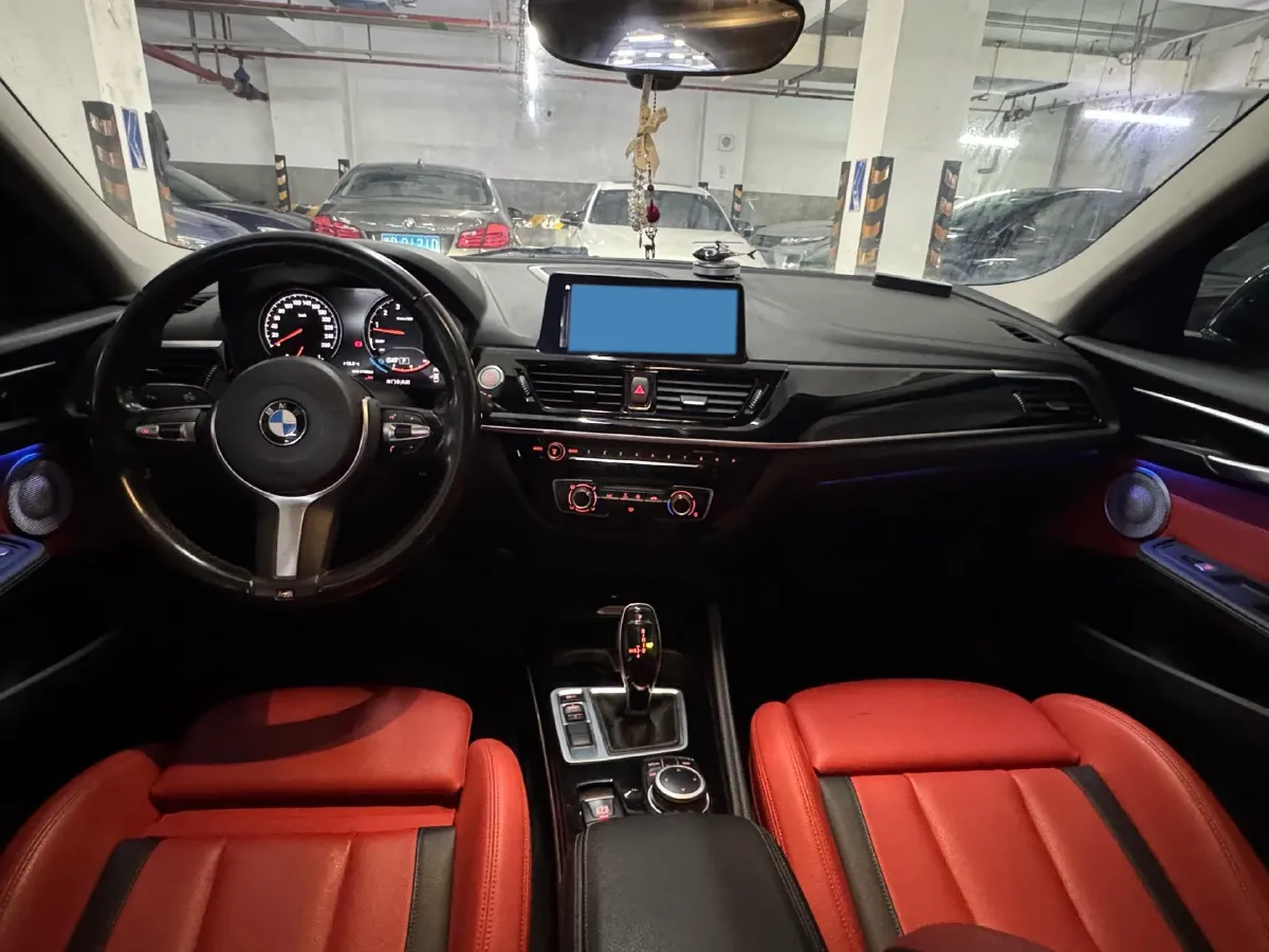 2021 BMW 1 Series 2.0T 192HP L4 7DCT,autocango,china used car exporter,china ev exporter,chinese used car exporter,chinese used ev exporter