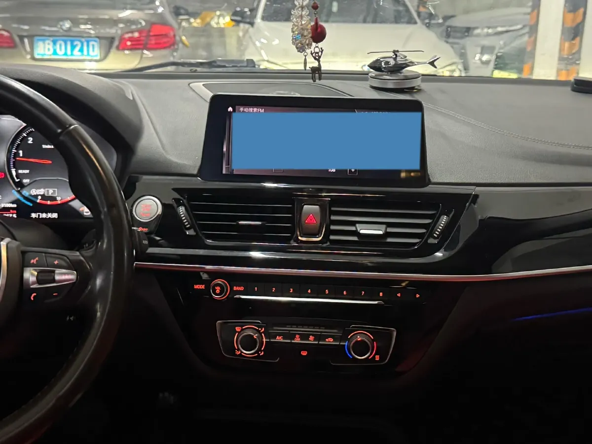 2021 BMW 1 Series 2.0T 192HP L4 7DCT,autocango,china used car exporter,china ev exporter,chinese used car exporter,chinese used ev exporter