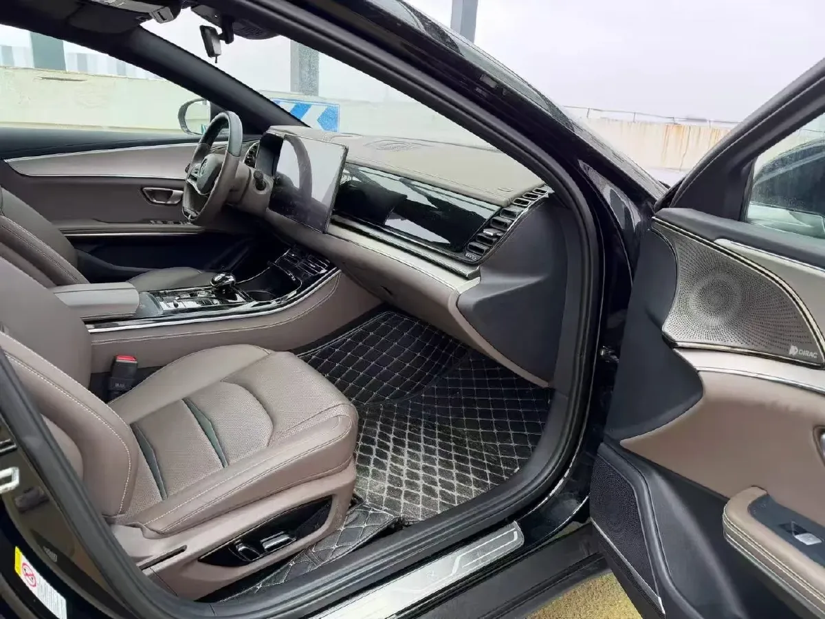 2020 WEY VV7 2.0T 227HP L4 7DCT PHEV,autocango,china used car exporter,china ev exporter,chinese used car exporter,chinese used ev exporter