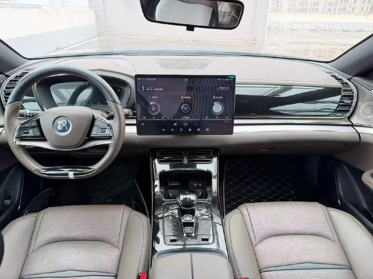 2020 WEY VV7 2.0T 227HP L4 7DCT PHEV,autocango,china used car exporter,china ev exporter,chinese used car exporter,chinese used ev exporter