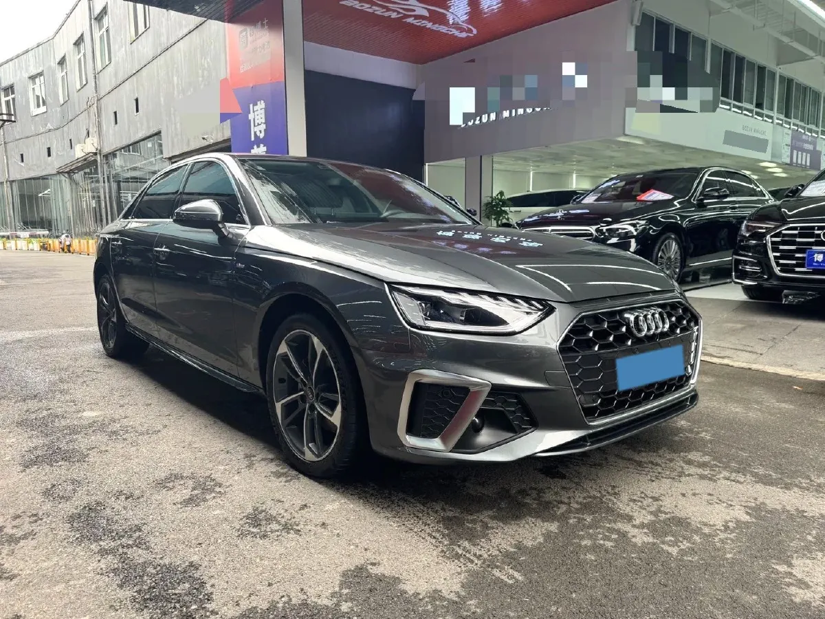 2020 Audi A4L 2.0T 190HP L4 7DCT,autocango,china used car exporter,china ev exporter,chinese used car exporter,chinese used ev exporter