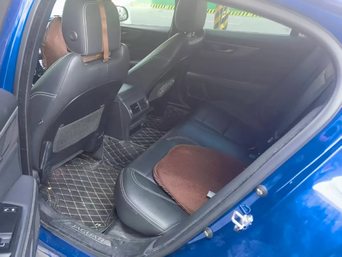 2020 Jaguar XEL 2.0T 200HP L4 8AT,autocango,china used car exporter,china ev exporter,chinese used car exporter,chinese used ev exporter