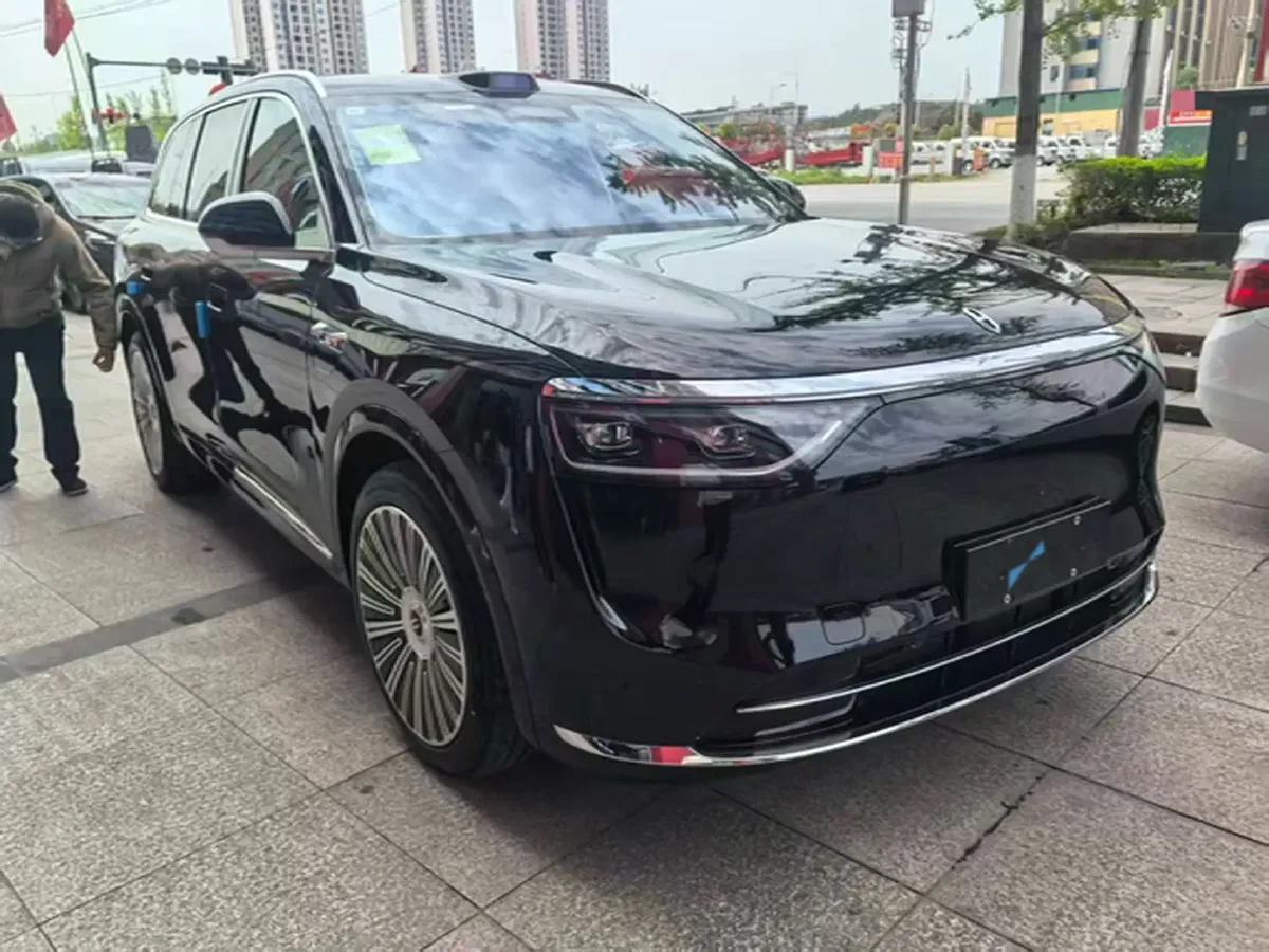 2025 AITO AITO M8 REEV 160HP REEV 53.4KWH,autocango,china used car exporter,china ev exporter,chinese used car exporter,chinese used ev exporter