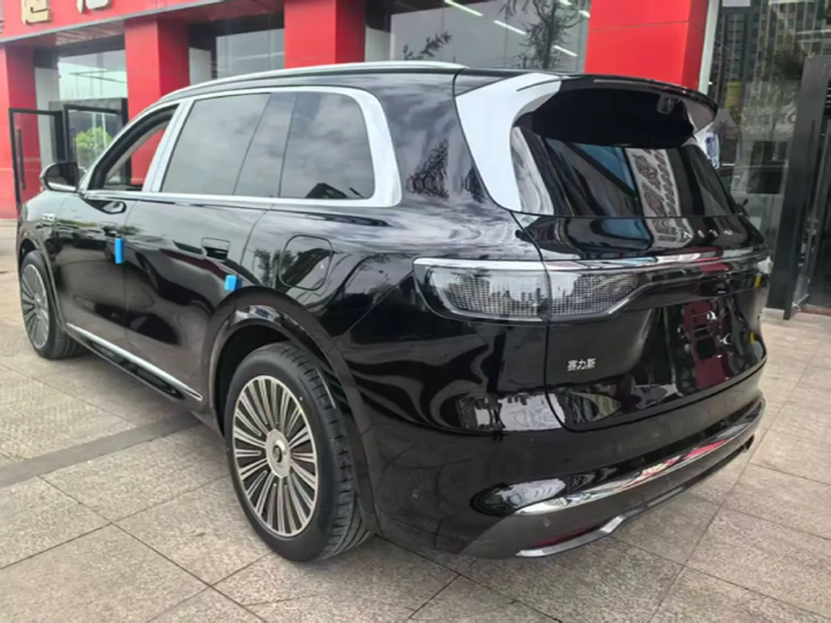 2025 AITO AITO M8 REEV 160HP REEV 53.4KWH,autocango,china used car exporter,china ev exporter,chinese used car exporter,chinese used ev exporter