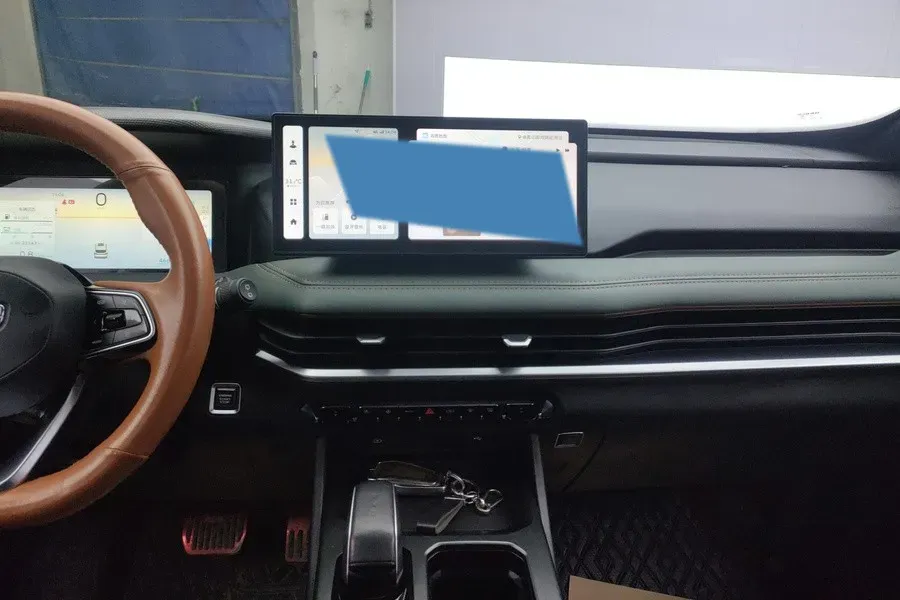 2023 Geely Okavango L 2.0T 218HP L4 7DCT,autocango,china used car exporter,china ev exporter,chinese used car exporter,chinese used ev exporter