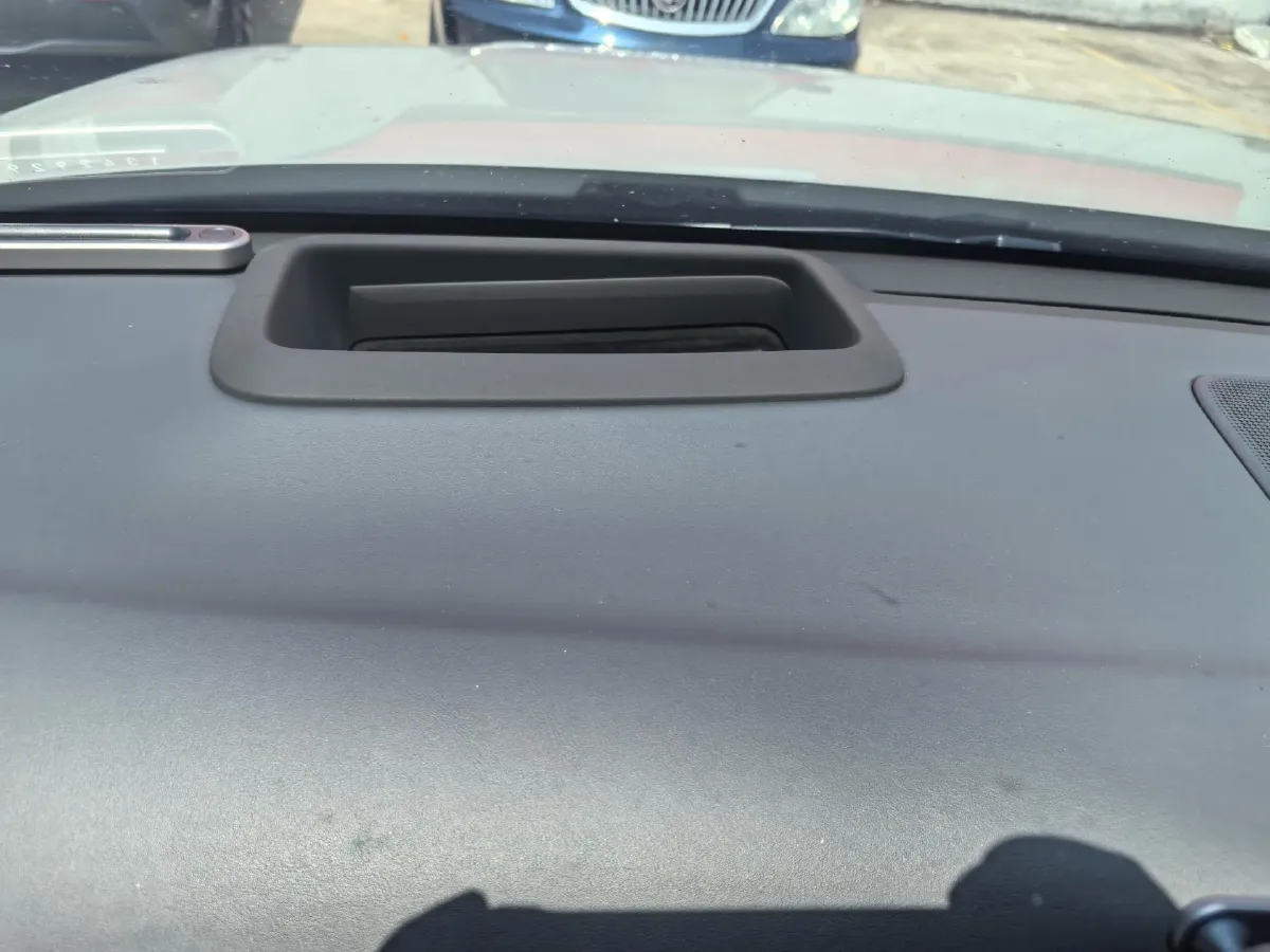 2024 Li L6 Range Extended 154HP L4 REEV 36.8KWH,autocango,china used car exporter,china ev exporter,chinese used car exporter,chinese used ev exporter