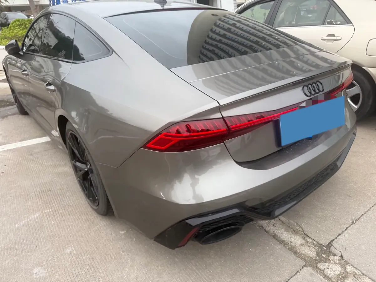 2021 Audi A7 2.0T 245HP L4 7DCT,autocango,china used car exporter,china ev exporter,chinese used car exporter,chinese used ev exporter