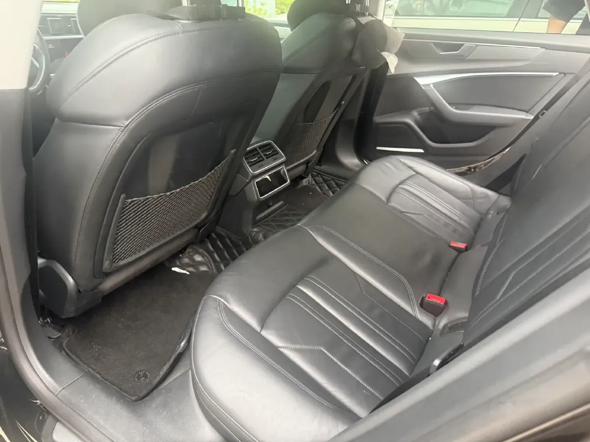 2021 Audi A7 2.0T 245HP L4 7DCT,autocango,china used car exporter,china ev exporter,chinese used car exporter,chinese used ev exporter