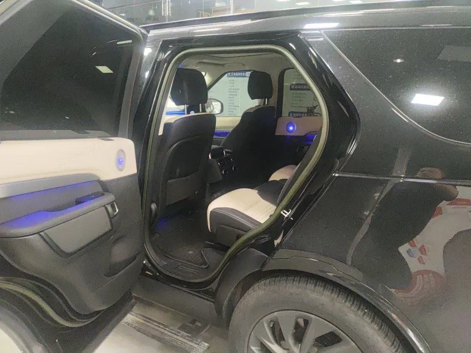 2023 Land Rover Discovery 3.0T 360HP L6 8AT,autocango,china used car exporter,china ev exporter,chinese used car exporter,chinese used ev exporter