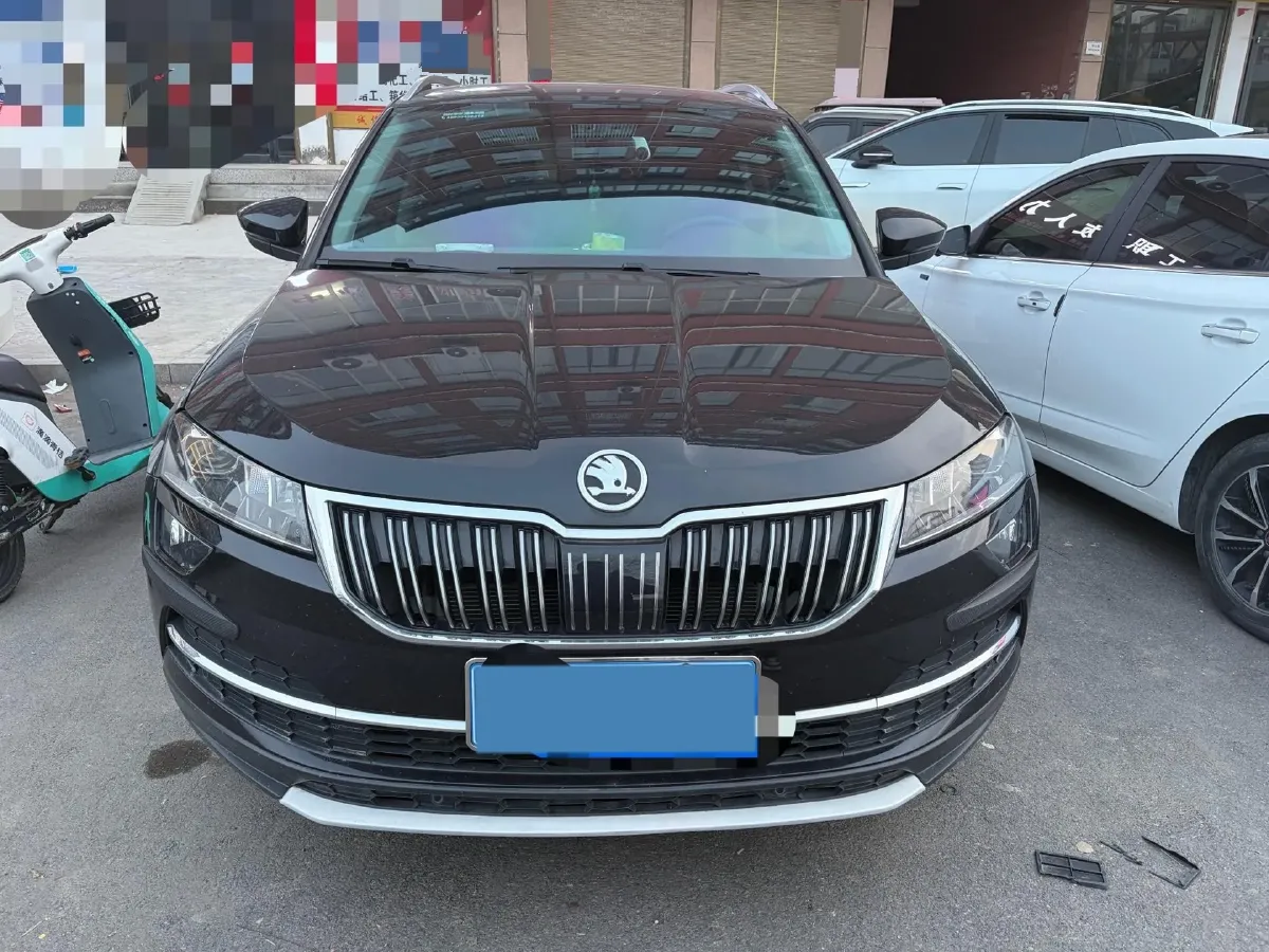 2021 Skoda Karoq 1.4T 150HP L4 7DCT,autocango,china used car exporter,china ev exporter,chinese used car exporter,chinese used ev exporter