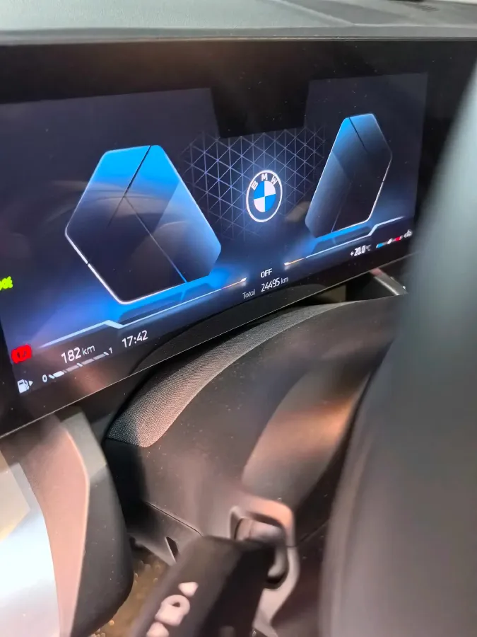 2024 BMW 5 Series 2.0T 258HP L4 8AT,autocango,china used car exporter,china ev exporter,chinese used car exporter,chinese used ev exporter