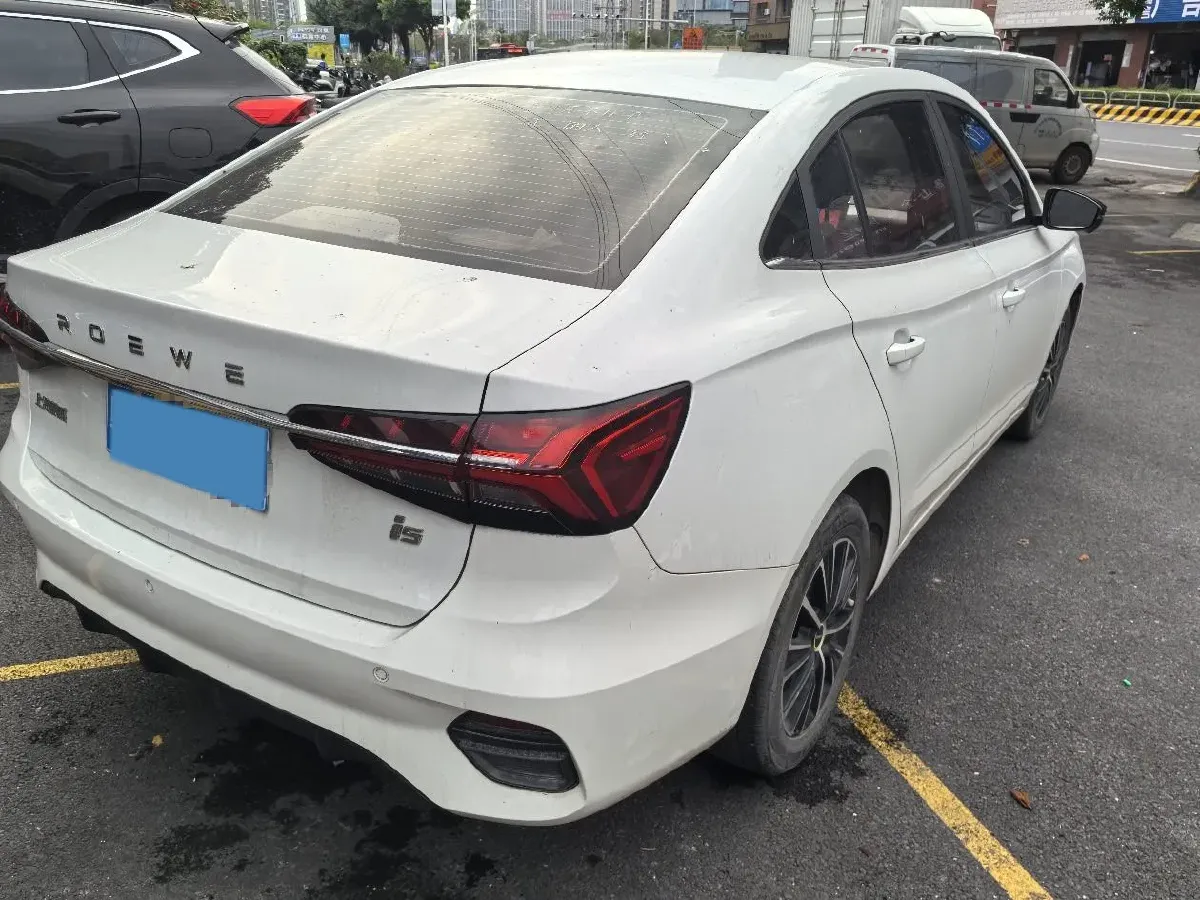 2021 Roewe i5 1.5L 120HP L4 CVT,autocango,china used car exporter,china ev exporter,chinese used car exporter,chinese used ev exporter