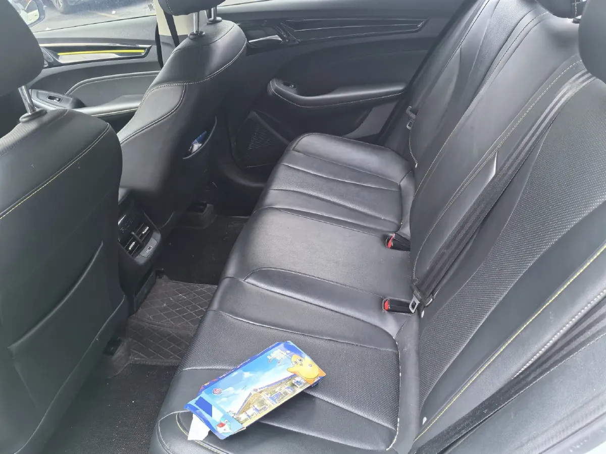 2021 Roewe i5 1.5L 120HP L4 CVT,autocango,china used car exporter,china ev exporter,chinese used car exporter,chinese used ev exporter