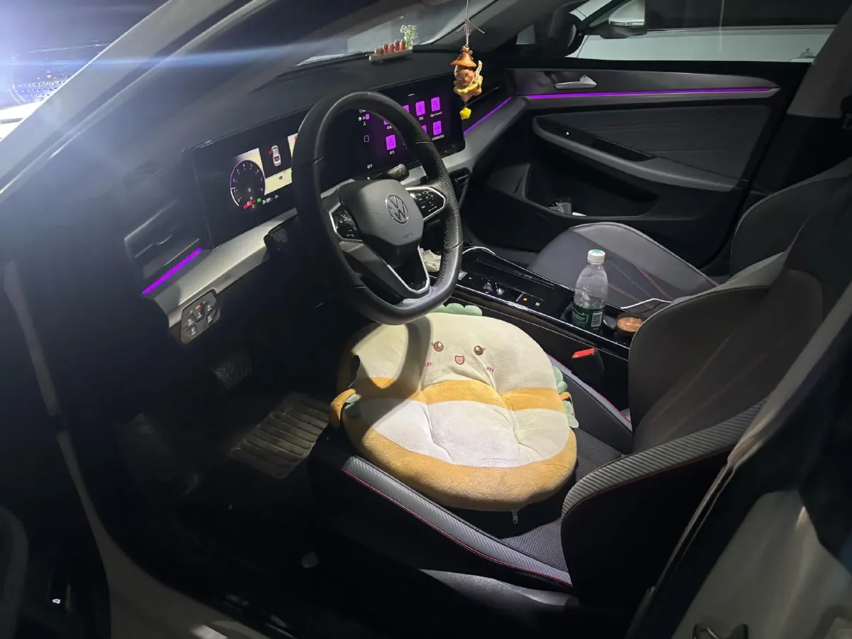 2023 Volkswagen Lamando 1.4T 150HP L4 7DCT,autocango,china used car exporter,china ev exporter,chinese used car exporter,chinese used ev exporter