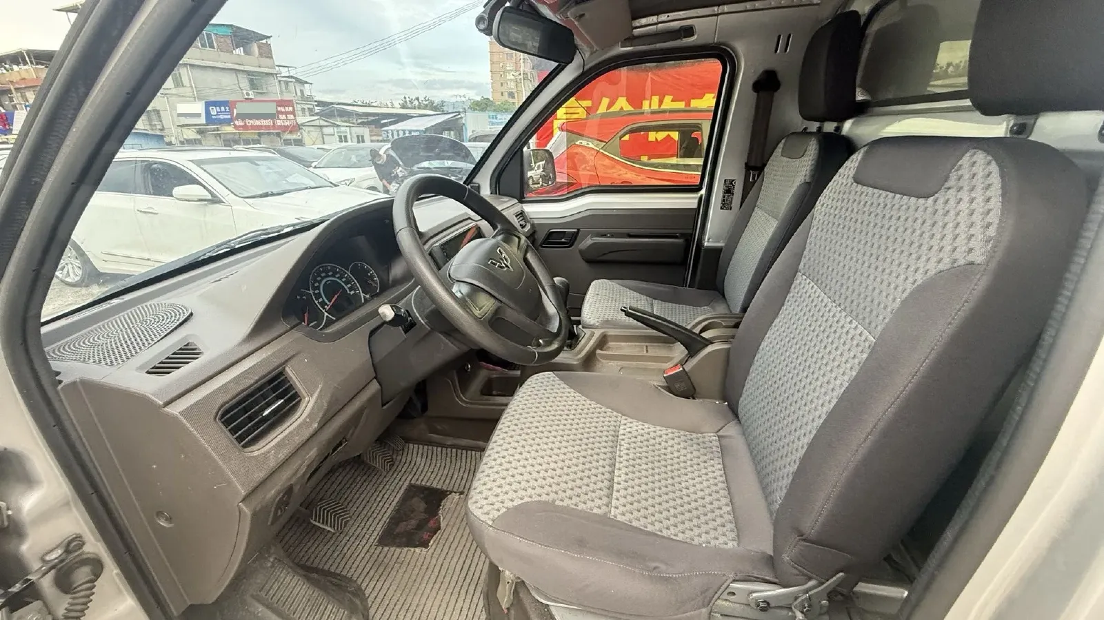 2019 WuLing RongGuang New Truck 1.5L 107HP L4 5MT,autocango,china used car exporter,china ev exporter,chinese used car exporter,chinese used ev exporter