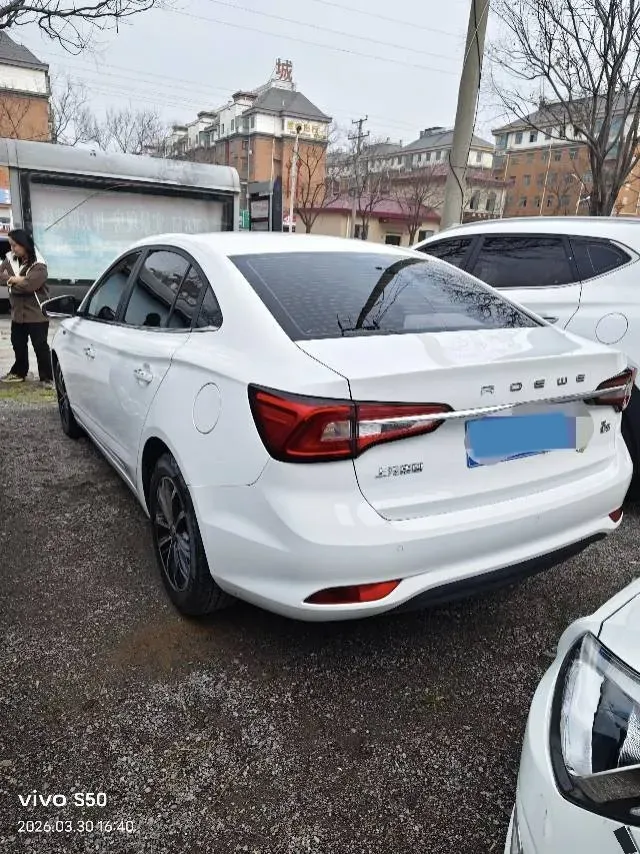 2019 Roewe i5 1.5L 120HP L4 5MT,autocango,china used car exporter,china ev exporter,chinese used car exporter,chinese used ev exporter