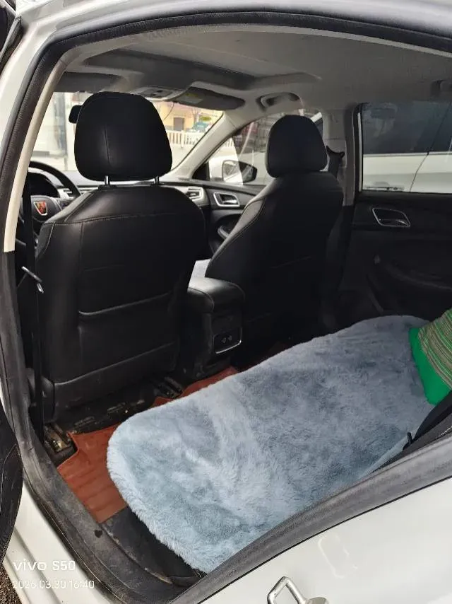 2019 Roewe i5 1.5L 120HP L4 5MT,autocango,china used car exporter,china ev exporter,chinese used car exporter,chinese used ev exporter