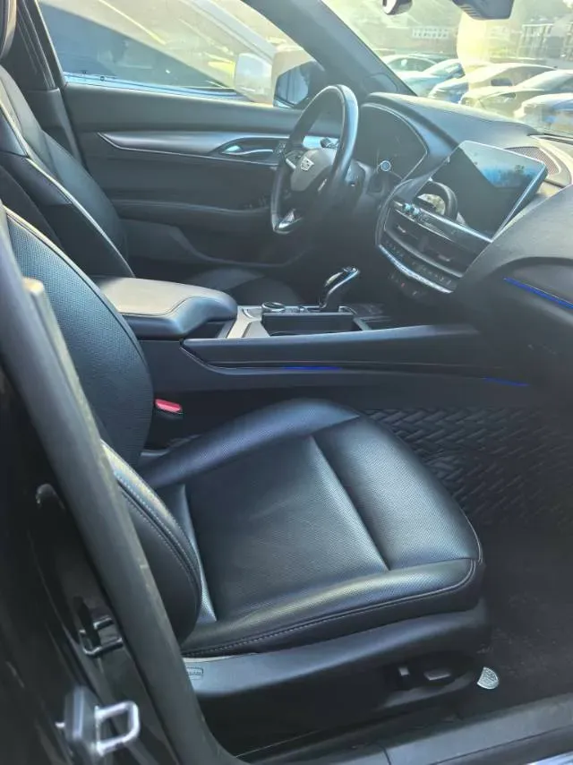 2021 Cadillac CT5 2.0T 237HP L4 10AT,autocango,china used car exporter,china ev exporter,chinese used car exporter,chinese used ev exporter