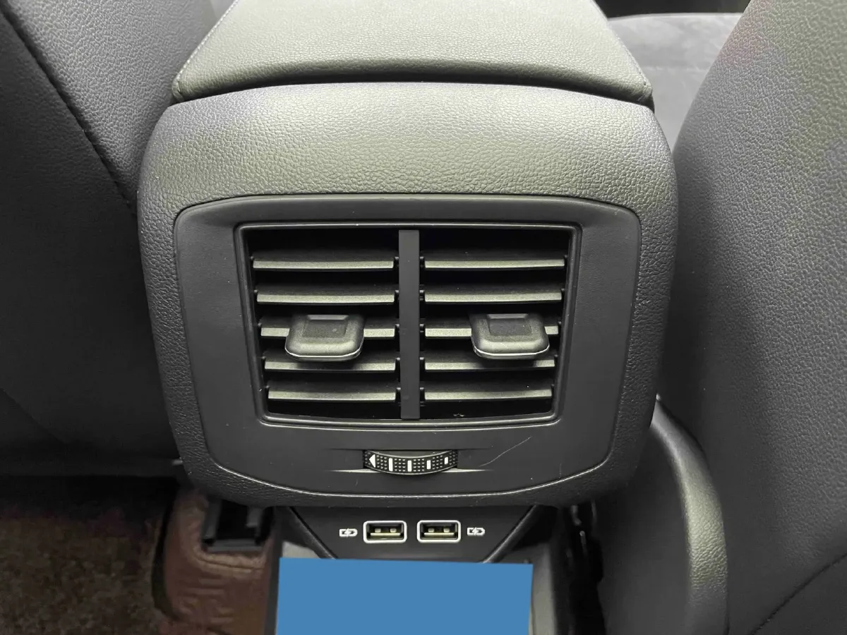 2021 Volkswagen T-Roc 1.4T 150HP L4 7DCT,autocango,china used car exporter,china ev exporter,chinese used car exporter,chinese used ev exporter