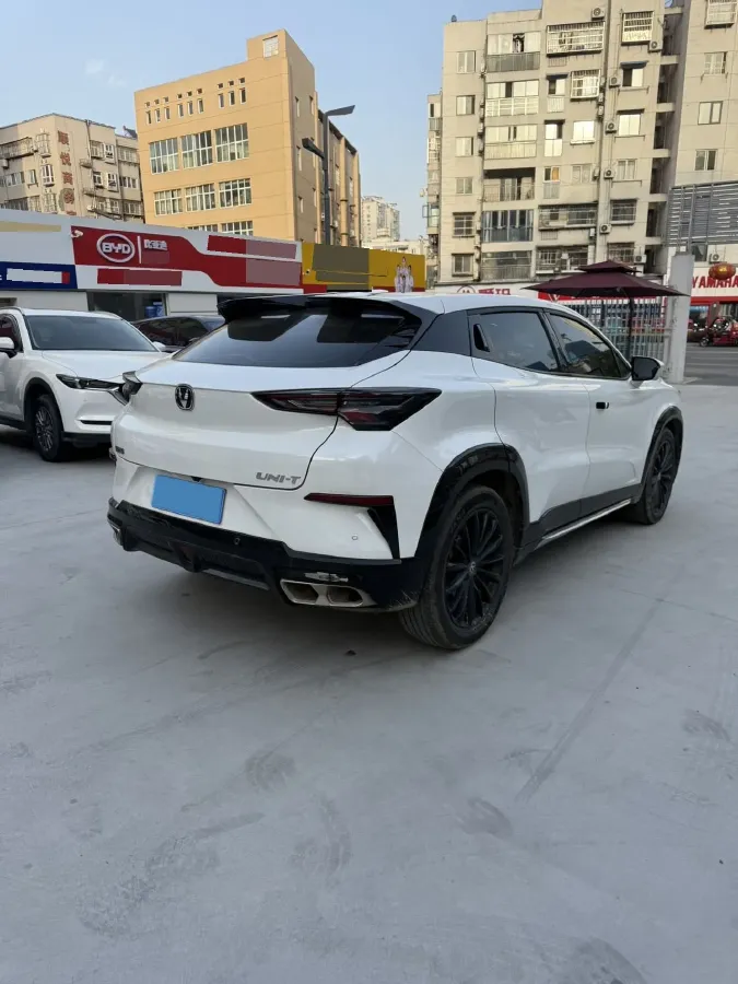 2023 ChangAn UNI-T 1.5T 188HP L4 7DCT,autocango,china used car exporter,china ev exporter,chinese used car exporter,chinese used ev exporter