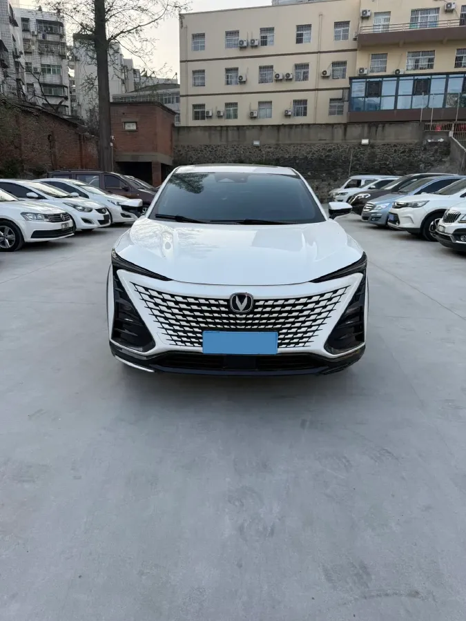2023 ChangAn UNI-T 1.5T 188HP L4 7DCT,autocango,china used car exporter,china ev exporter,chinese used car exporter,chinese used ev exporter