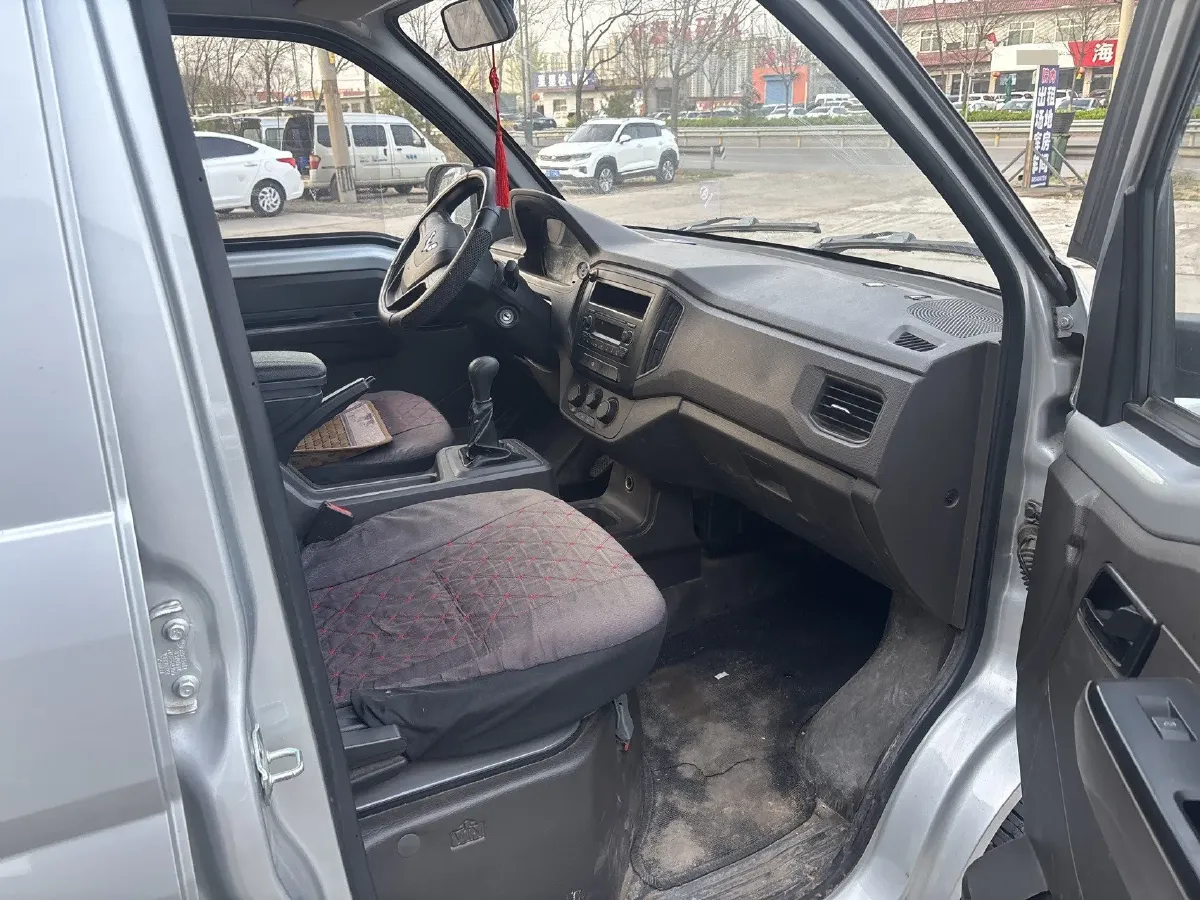 2019 WuLing RongGuang New Truck 1.5L 107HP L4 5MT,autocango,china used car exporter,china ev exporter,chinese used car exporter,chinese used ev exporter