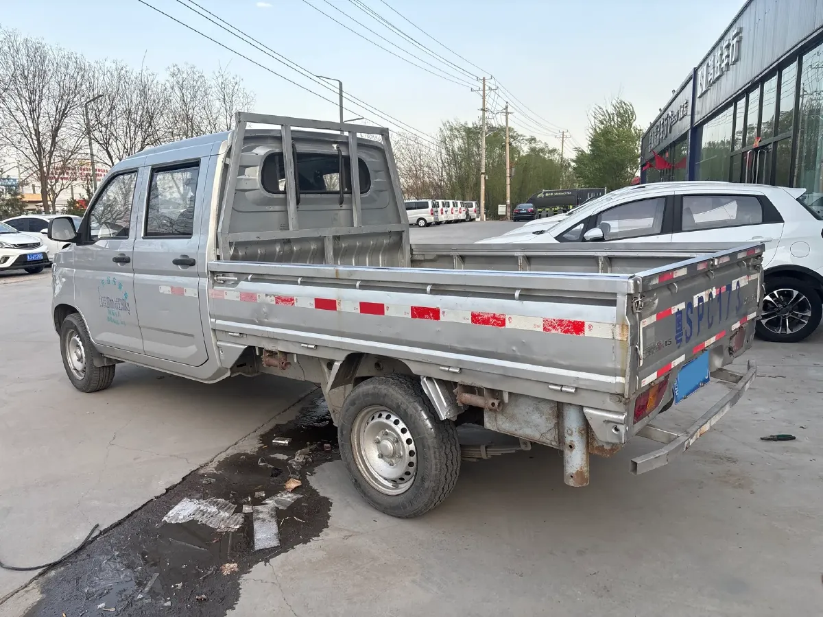 2019 WuLing RongGuang New Truck 1.5L 107HP L4 5MT,autocango,china used car exporter,china ev exporter,chinese used car exporter,chinese used ev exporter