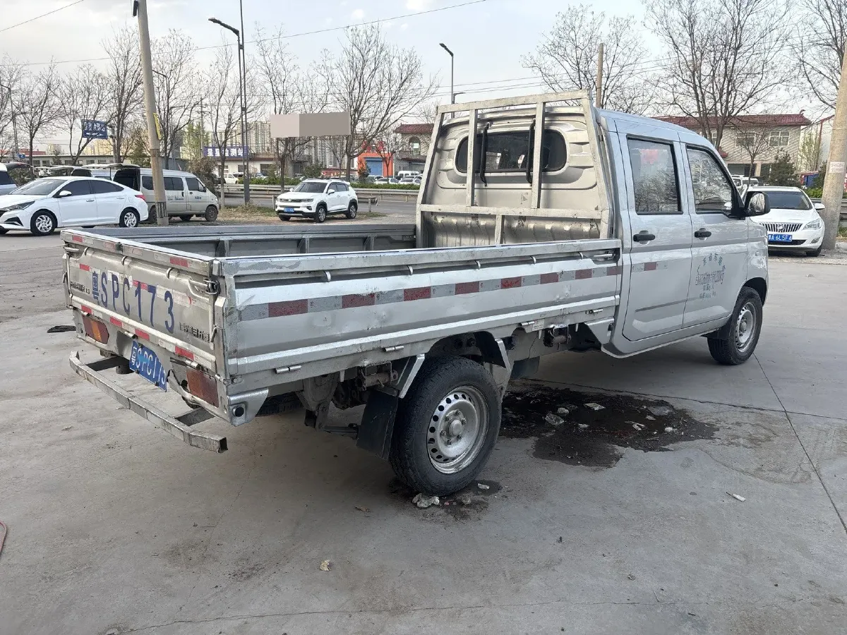 2019 WuLing RongGuang New Truck 1.5L 107HP L4 5MT,autocango,china used car exporter,china ev exporter,chinese used car exporter,chinese used ev exporter