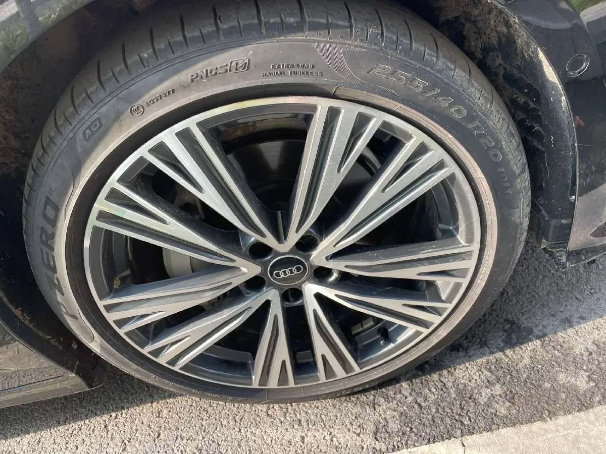 2024 Audi A6L 2.0T 245HP L4 7DCT,autocango,china used car exporter,china ev exporter,chinese used car exporter,chinese used ev exporter