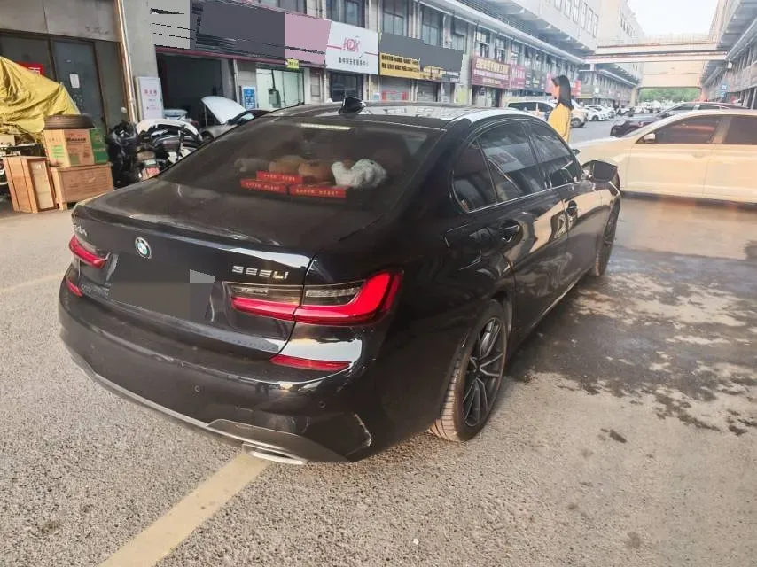 2022 BMW 3 Series 2.0T 156HP L4 8AT,autocango,china used car exporter,china ev exporter,chinese used car exporter,chinese used ev exporter