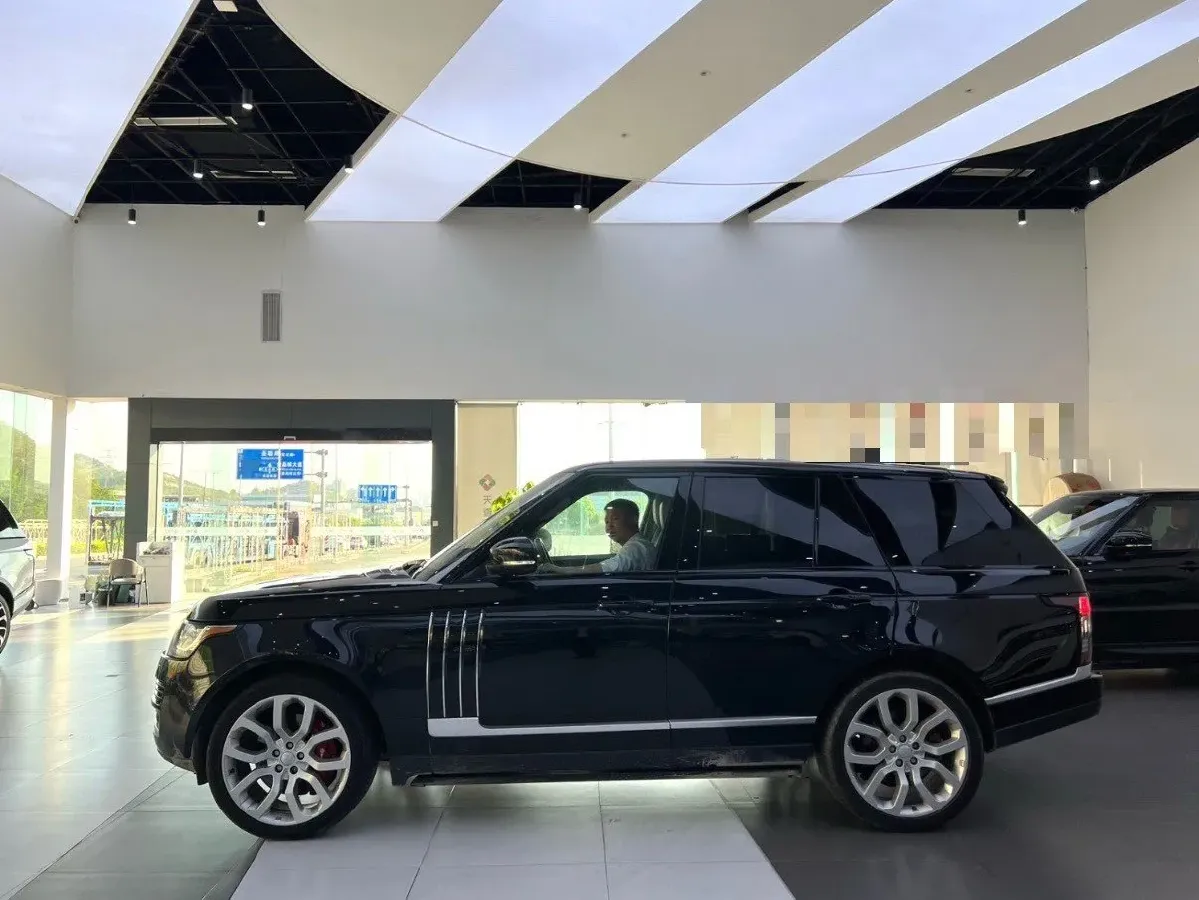 2018 Land Rover Range Rover Evoque 2.0T 241HP L4 9AT,autocango,china used car exporter,china ev exporter,chinese used car exporter,chinese used ev exporter