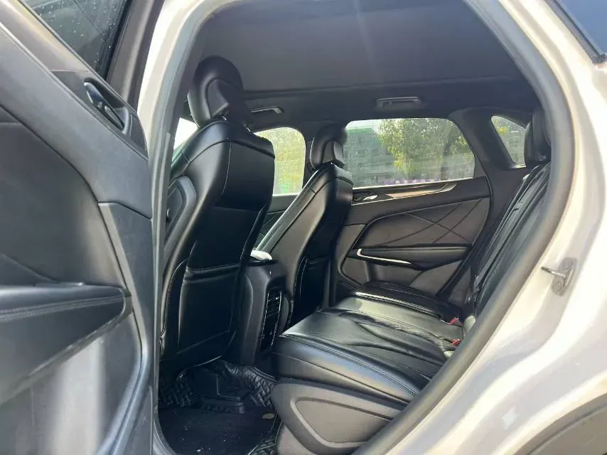 2019 Lincoln MKC 2.0T 203HP L4 6AT,autocango,china used car exporter,china ev exporter,chinese used car exporter,chinese used ev exporter