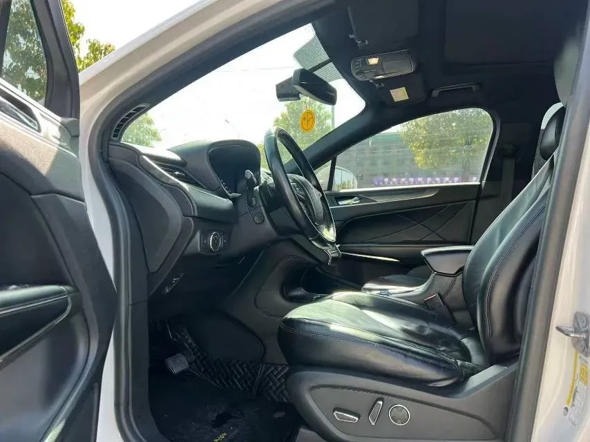 2019 Lincoln MKC 2.0T 203HP L4 6AT,autocango,china used car exporter,china ev exporter,chinese used car exporter,chinese used ev exporter