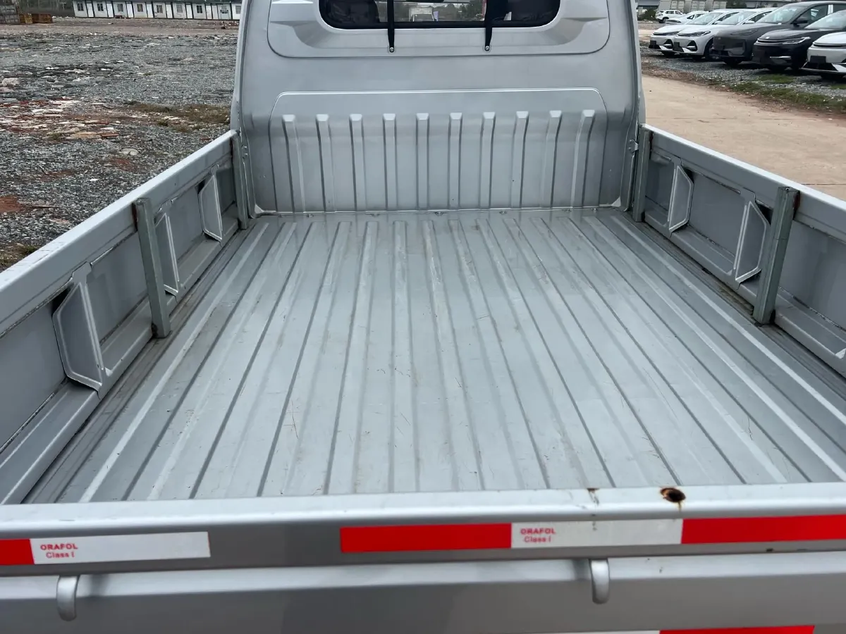 2023 WuLing RongGuang New Truck 1.5L 102HP L4 5MT,autocango,china used car exporter,china ev exporter,chinese used car exporter,chinese used ev exporter