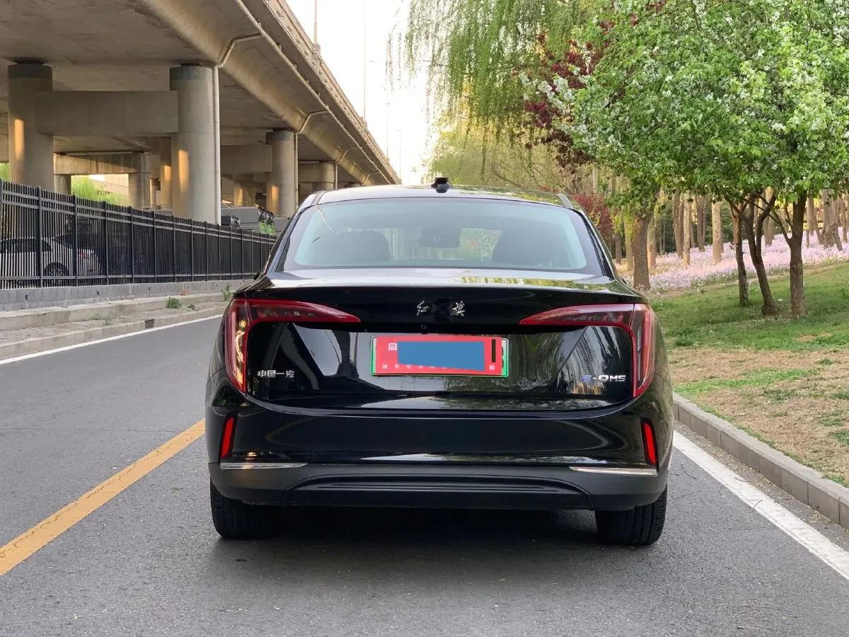 2024 HongQi E-QM5 BEV 60KWH,autocango,china used car exporter,china ev exporter,chinese used car exporter,chinese used ev exporter
