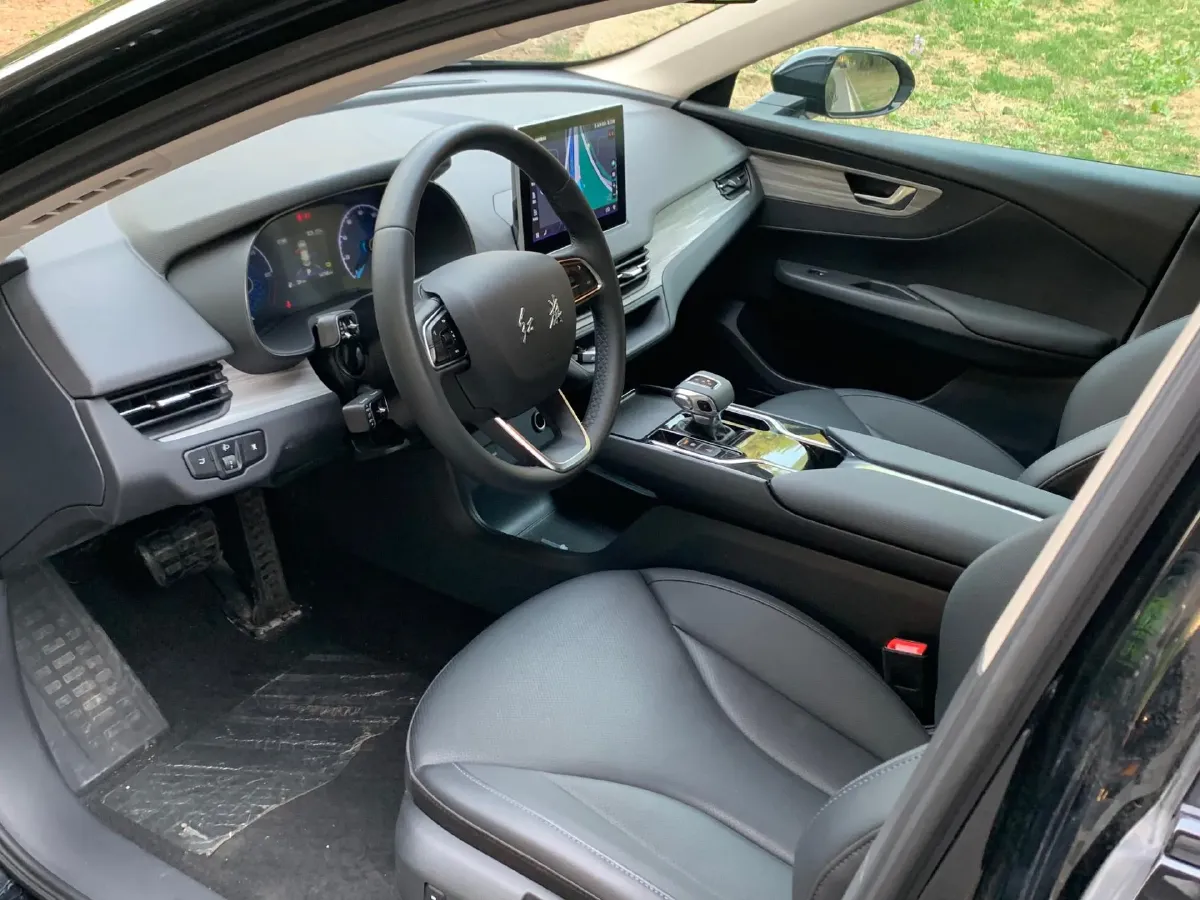 2024 HongQi E-QM5 BEV 60KWH,autocango,china used car exporter,china ev exporter,chinese used car exporter,chinese used ev exporter