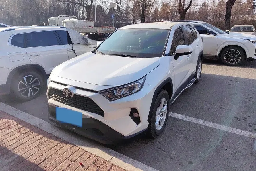 2022 Toyota RAV4 2.0L 171HP L4 CVT,autocango,china used car exporter,china ev exporter,chinese used car exporter,chinese used ev exporter