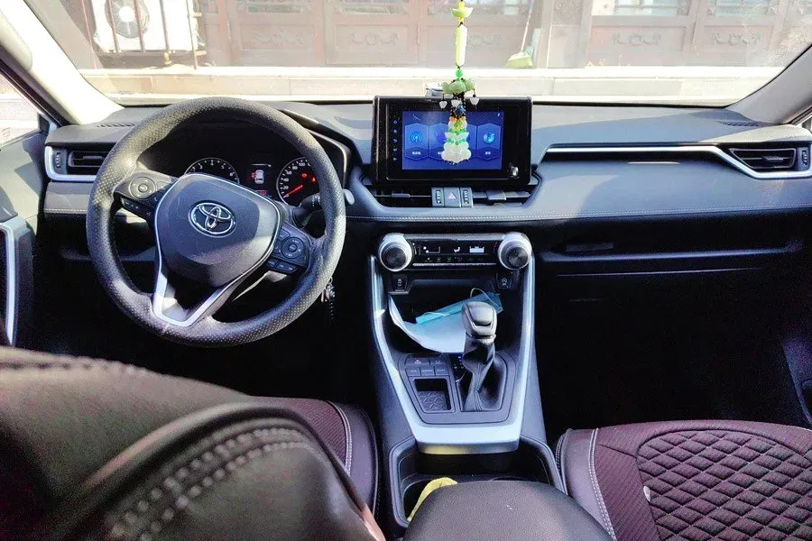 2022 Toyota RAV4 2.0L 171HP L4 CVT,autocango,china used car exporter,china ev exporter,chinese used car exporter,chinese used ev exporter