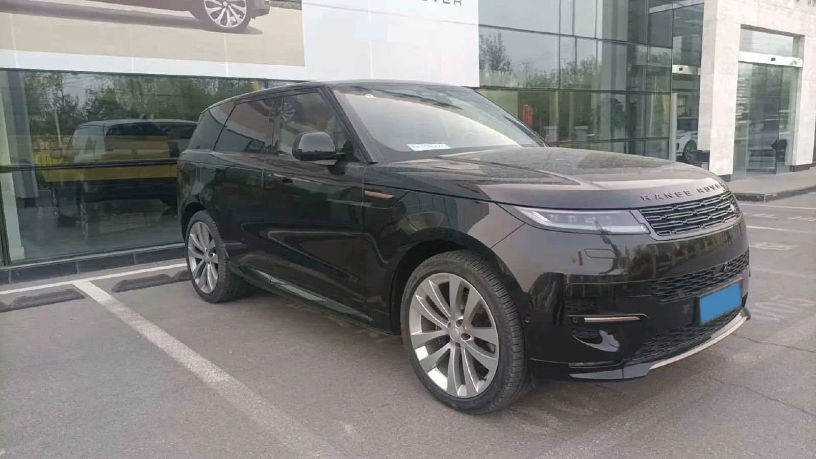 2024 Land Rover Range Rover Sport 3.0T 400HP L6 8AT,autocango,china used car exporter,china ev exporter,chinese used car exporter,chinese used ev exporter
