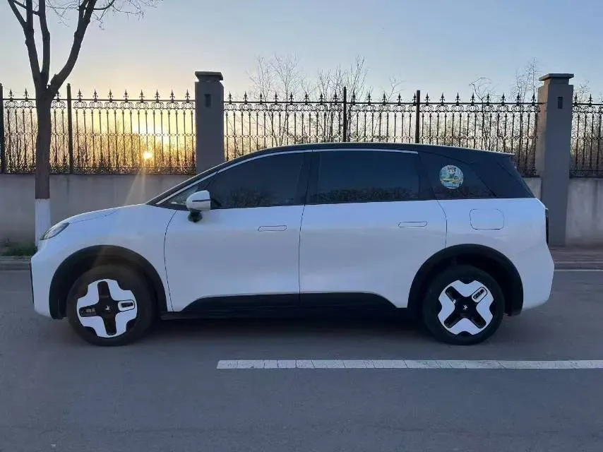 2024 ARCFOX KAOLA S BEV 58.8KWH,autocango,china used car exporter,china ev exporter,chinese used car exporter,chinese used ev exporter