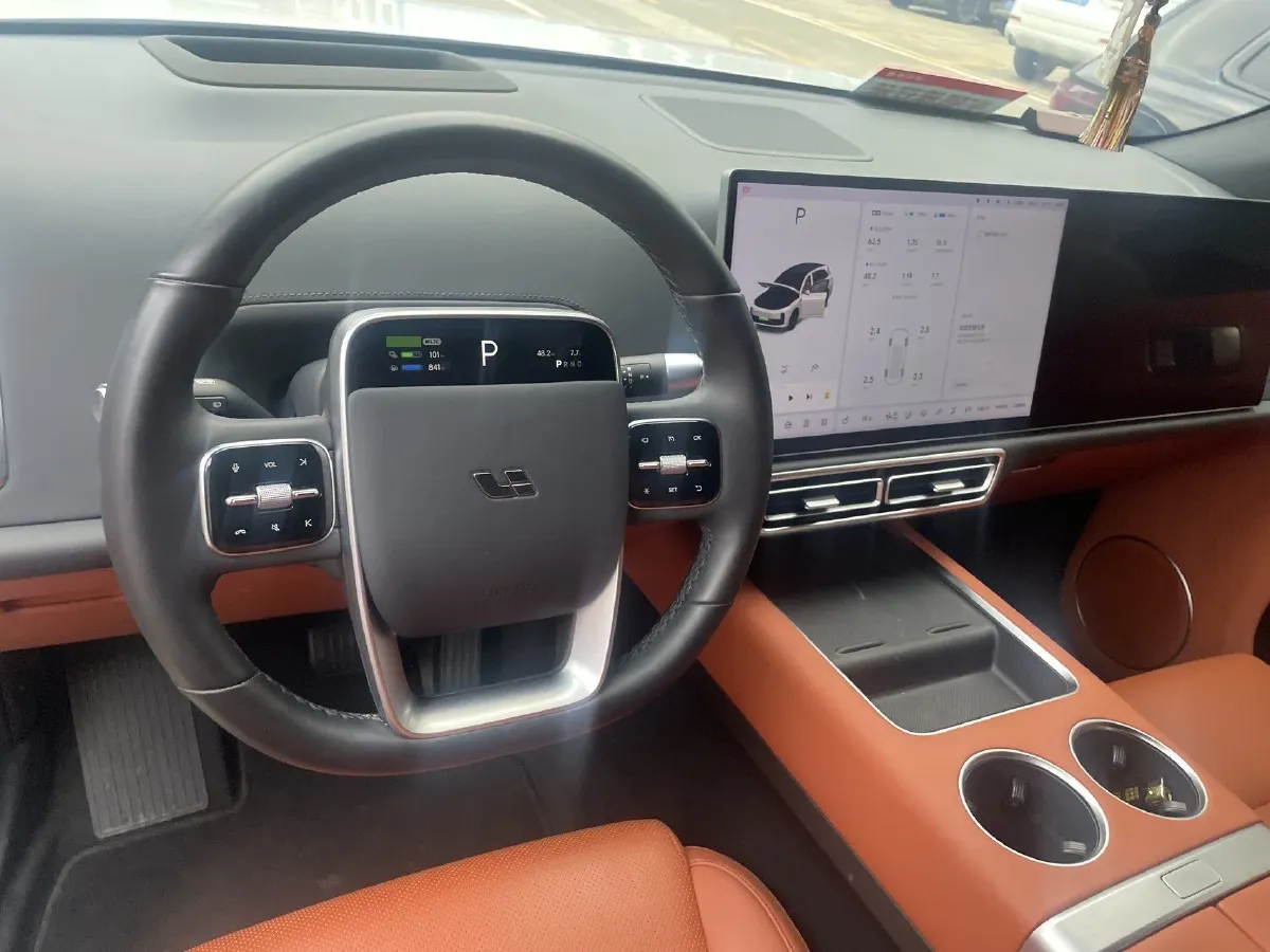 2023 Li L7 Range Extended 154HP REEV 40.9KWH,autocango,china used car exporter,china ev exporter,chinese used car exporter,chinese used ev exporter