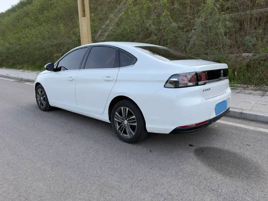 2016 Peugeot 308 1.6L 117HP L4 6AT,autocango,china used car exporter,china ev exporter,chinese used car exporter,chinese used ev exporter