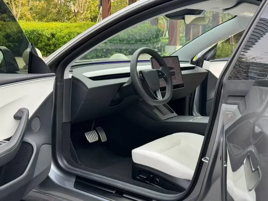 2023 Buick EnvisionPlus 2.0T 237HP L4 9AT,autocango,china used car exporter,china ev exporter,chinese used car exporter,chinese used ev exporter