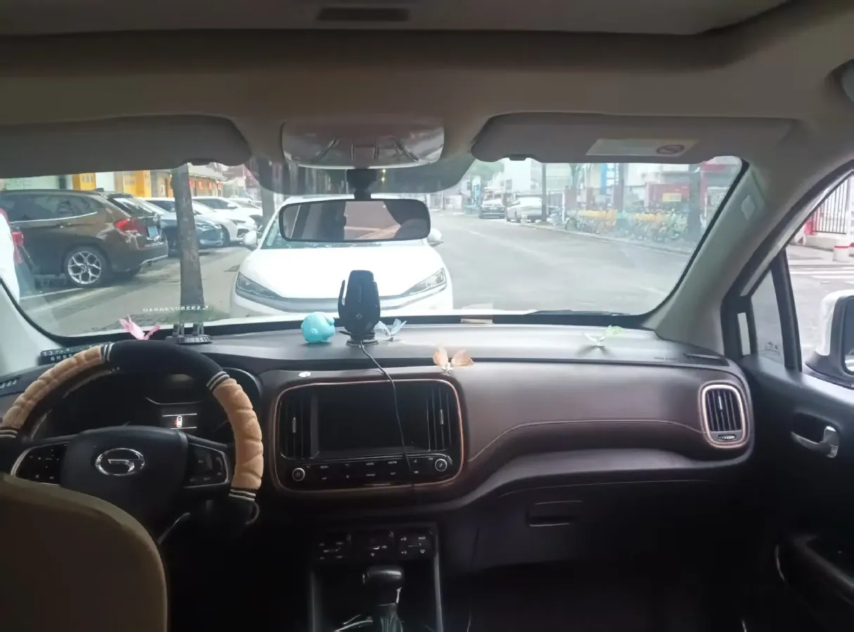 2017 GAC Trumpchi GS3 1.3T 137HP L4 6AT,autocango,china used car exporter,china ev exporter,chinese used car exporter,chinese used ev exporter