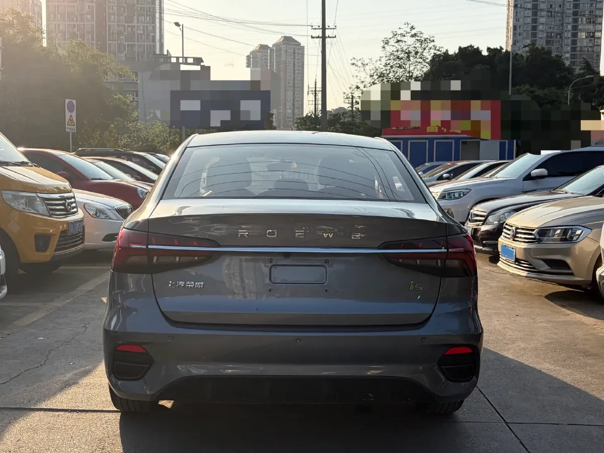 2021 Roewe i5 1.5L 120HP L4 CVT,autocango,china used car exporter,china ev exporter,chinese used car exporter,chinese used ev exporter